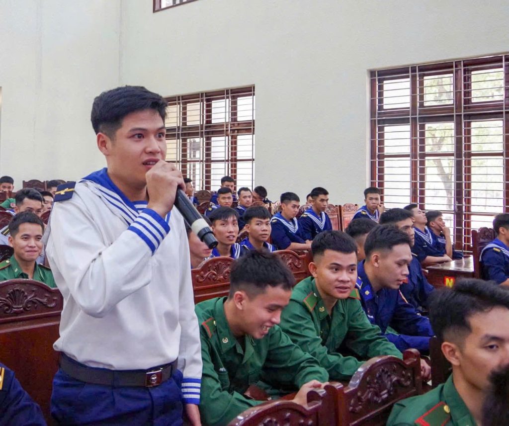 Z7660629109828 D18731f6e2da40f39c2f6e90dbc8592e